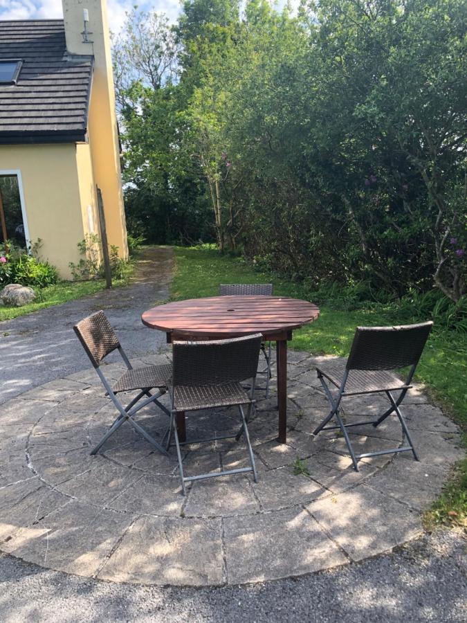 Letterfrack Farm Lodge House In Letterfrack Village Connemara Экстерьер фото